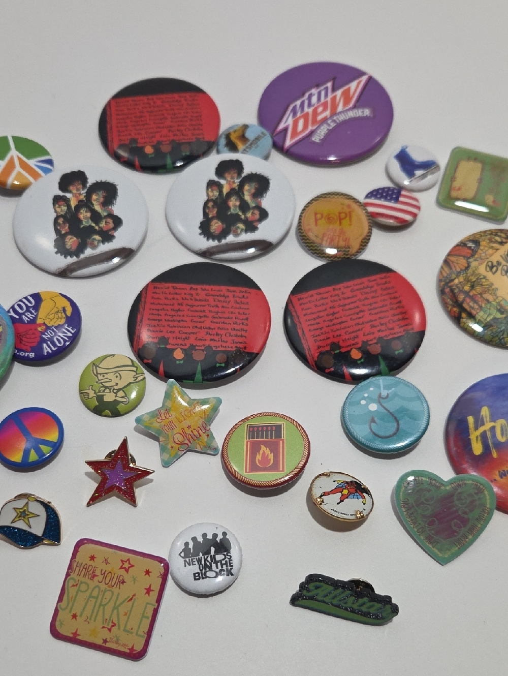 Button pins - Picture 3 of 6
